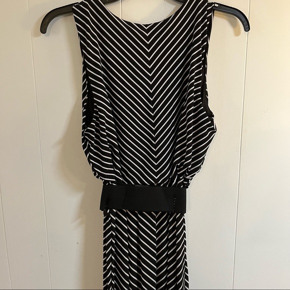 Black and white striped sundress summer maxi dress with chunky belt - Picture 5 of 9